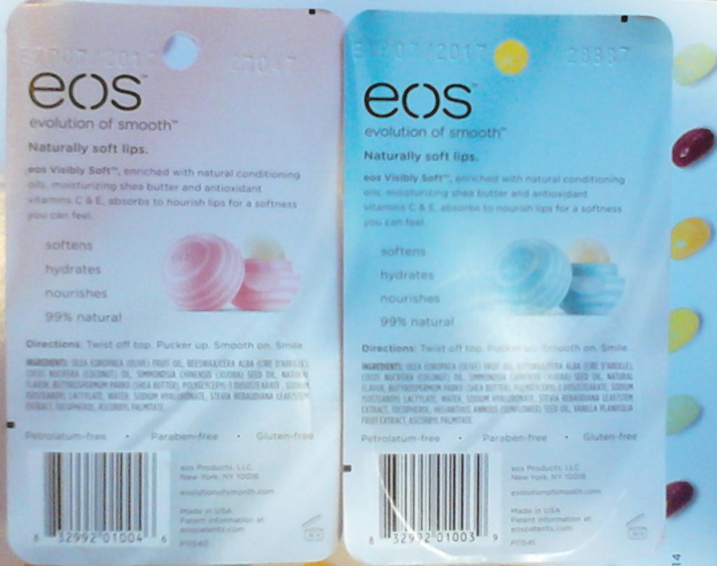 Dwa nowe balsamy EOS: Coconut Milk i Vanilla Mint. Eosy Coconut Milk, oraz Vanilla Mint nieco różnią się od swoich poprzedników. W nazwie mają: Visibly Soft, z czego wnioskuję że moje usta będą widocznie gładsze. Jeśli możliwe że będą jeszcze gładsze, niż po użyciu moich dwóch Eosów, to jestem bardzo ciekawa! Eosy z nowej serii mają dodatek witaminy E, witaminy C, masła shea, oraz wosku pszczelego, więc wszystko możliwe :) Skąd je wzięłam? Zamówiłam przez internet, w sklepie o którym już wspominałam a konkretnie butik4girls.pl. Ceny może nie są tam niskie, ale wolę już dopłacić i mieć gwarancję że dostaję oryginał i mieć u siebie paczkę w dwa dni :)