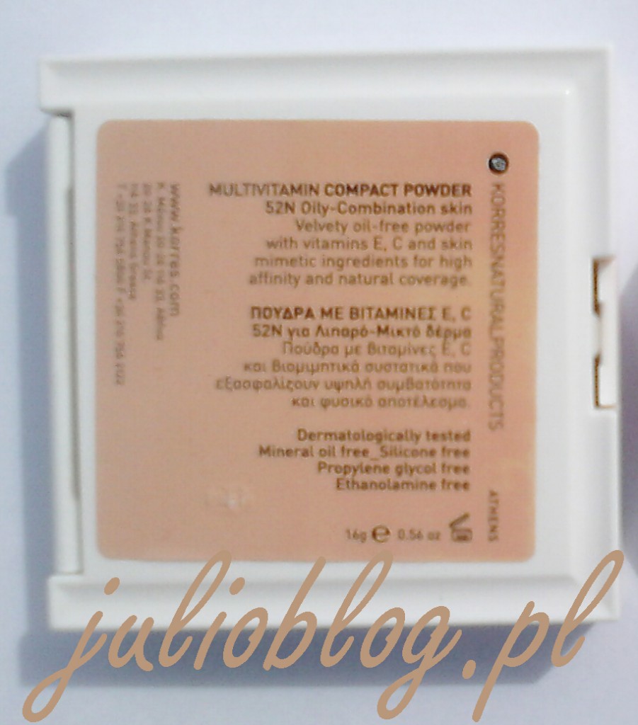 Mutliwitaminowy puder w kompakcie KORRES do skóry tłustej i mieszanej - Multivitamin Compact Powder For Oily to Combination Skin w odcieniu 52N