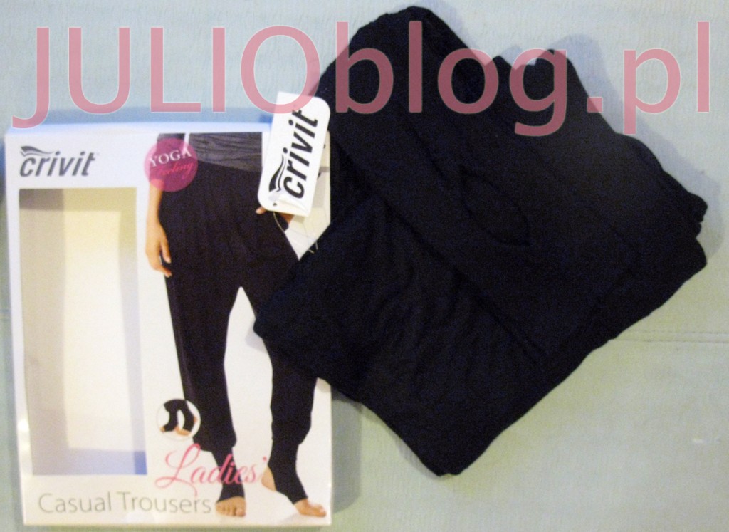 julioblog.pl-zakupy-julii-spodnie-do-jogi-lidl-crvit-yoga-feeling-czarne-do-ćwiczenia-yogi-z-lidla