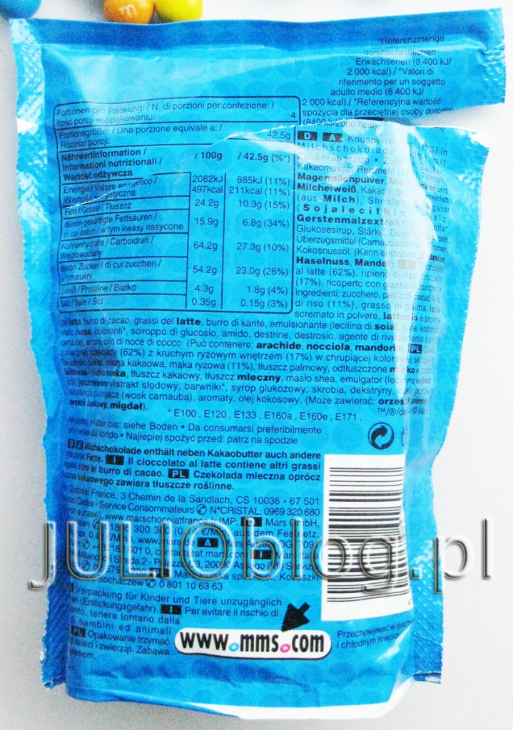 julioblog.pl-m&m-crispy-cukierki-czekoladowe-mm-w-niebieskim-opakowaniu-dostęne-w-biedronce-biedronka-biedra-m&msy
