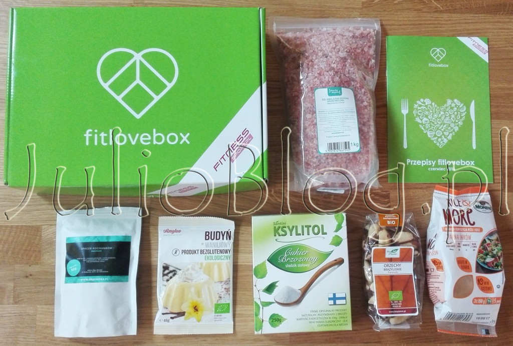 FitLoveBox-Czerwiec-2016-pudełko-subskrypcyjne-JulioBlog.pl-blog-Julii-zawartość-czy-się-opłaca-sól-himalajska-ksylitol-ziarna-inków-monini-orzechy-brazylijskie-herbata-budyń-bezglutenowy